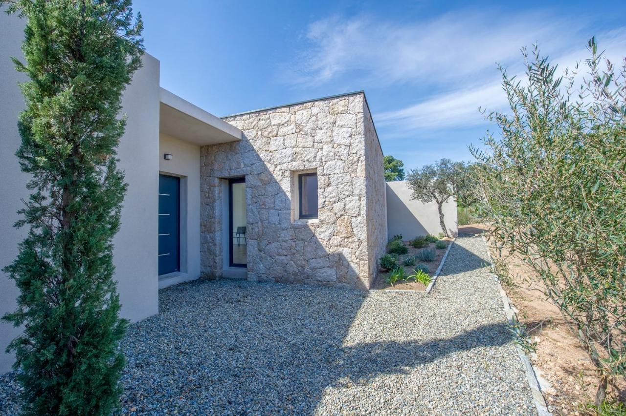 Villa Calme Luxueuse Et Proche Plage Saint-Cyprien Lecci Exterior photo