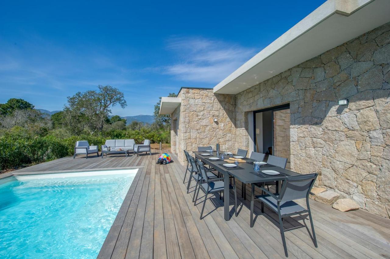Villa Calme Luxueuse Et Proche Plage Saint-Cyprien Lecci Exterior photo